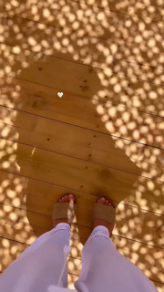 Niv Sultan feet photo 18