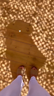 Niv Sultan feet photo 17