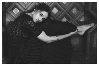 Niv Sultan feet photo 7