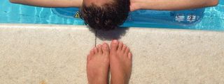 Niv Sultan feet photo 4