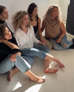 Niv Sultan feet photo 8