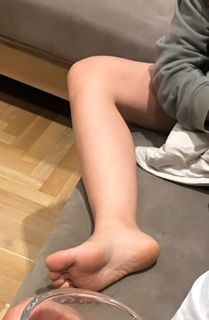 Niv Sultan feet photo 15