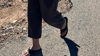 Niv Sultan feet photo 11