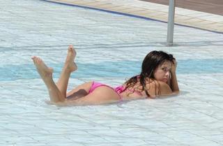 Nives Celzijus feet photo thumbnail