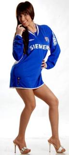 Nives Celzijus feet photo thumbnail