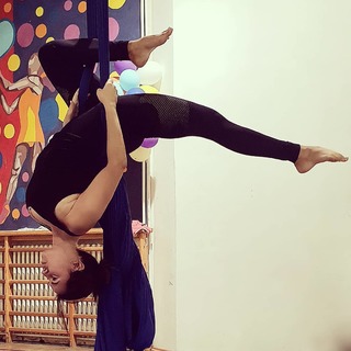 Nives Celzijus feet photo thumbnail