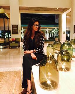 Nivetha Pethuraj feet photo 14