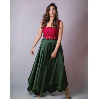 Nivetha Pethuraj feet photo 7