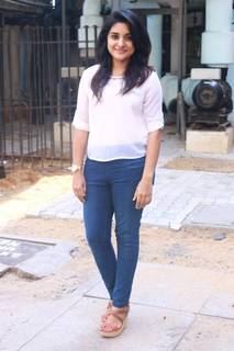 Nivetha Thomas feet photo 3