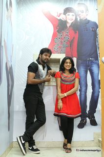 Nivetha Thomas feet photo 2