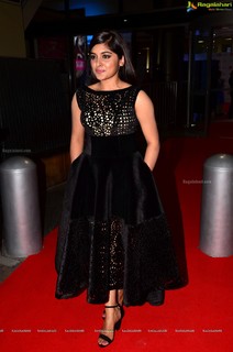Nivetha Thomas feet photo 1