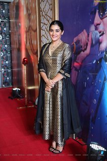 Nivetha Thomas feet photo 10