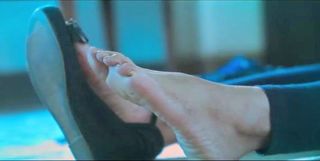 Nivetha Thomas feet photo 20