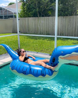 Nixon Newell feet photo 12
