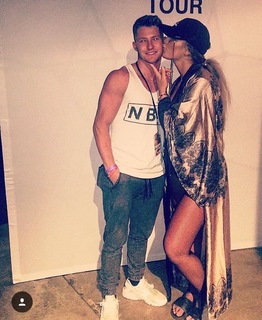 Niykee Heaton feet photo 2