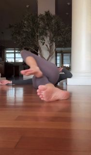 Niykee Heaton feet photo 2