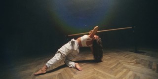 Noa Kirel feet photo thumbnail