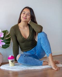 Nochtli Peralta Alvarez feet photo thumbnail