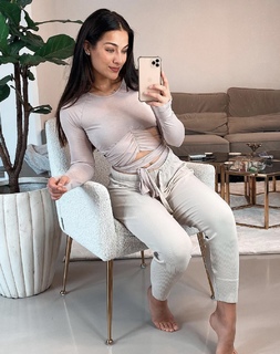 Nochtli Peralta Alvarez feet photo thumbnail