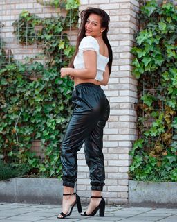 Nochtli Peralta Alvarez feet photo thumbnail