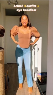 Nochtli Peralta Alvarez feet photo thumbnail