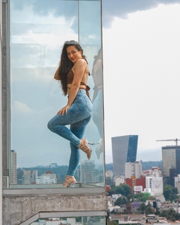 Nochtli Peralta Alvarez feet photo thumbnail