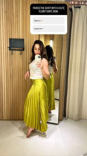 Nochtli Peralta Alvarez feet photo thumbnail