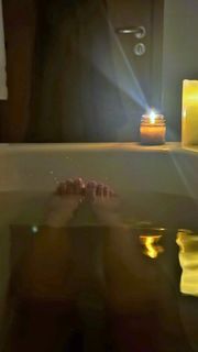 Noel Berry feet photo 9
