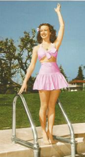 Noel Neill feet photo 12