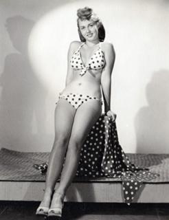 Noel Neill feet photo 7