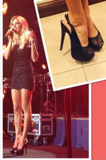 Noelia Marzol feet photo 15