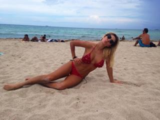 Noelia Marzol feet photo 2
