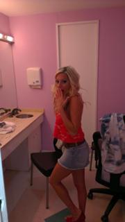 Noelia Marzol feet photo 11