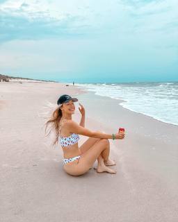 Noelle Foley feet photo 7