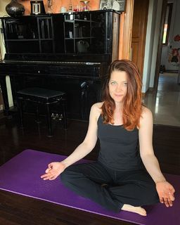 Noemi feet photo 11