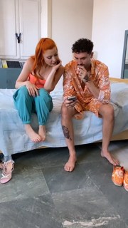Noemi feet photo 8