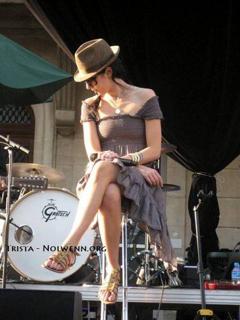 Nolwenn Leroy feet photo 2