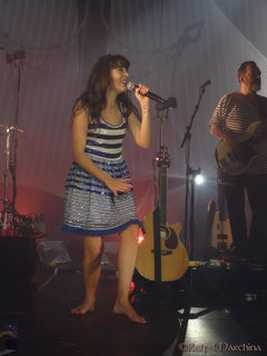 Nolwenn Leroy feet photo 1