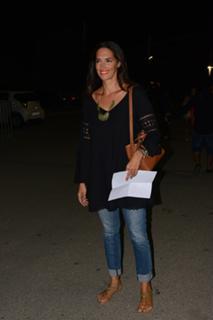 Noni Dounia feet photo 2