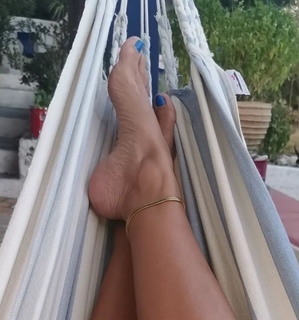 Noni Dounia feet photo 14