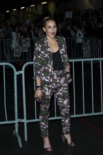 Noomi Rapace feet photo thumbnail