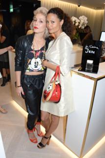 Noomi Rapace feet photo thumbnail