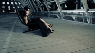 Noomi Rapace feet photo thumbnail