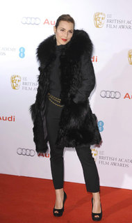 Noomi Rapace feet photo thumbnail