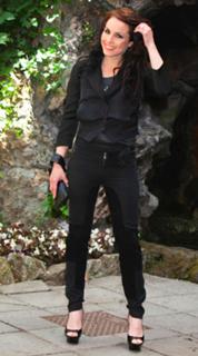 Noomi Rapace feet photo thumbnail