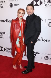 Noomi Rapace feet photo thumbnail