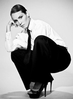 Noomi Rapace feet photo thumbnail