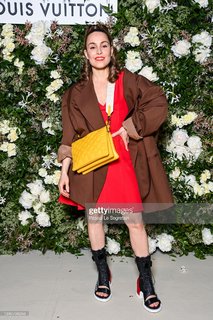 Noomi Rapace feet photo thumbnail