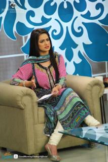 Noor feet photo 5