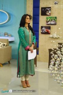 Noor feet photo 13